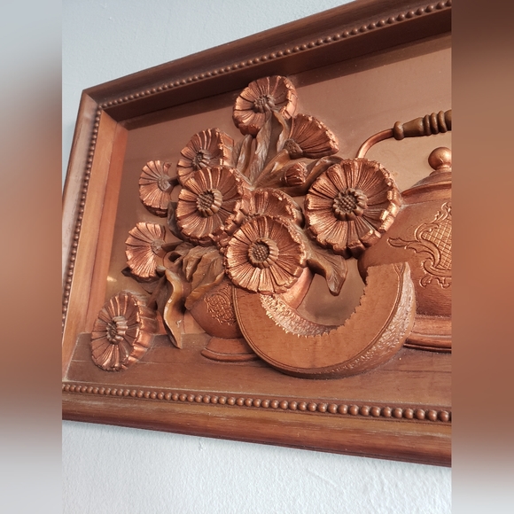 Vintage 3D copper art frame teapot & flowers MCM in brown frame - Picture 3 of 5